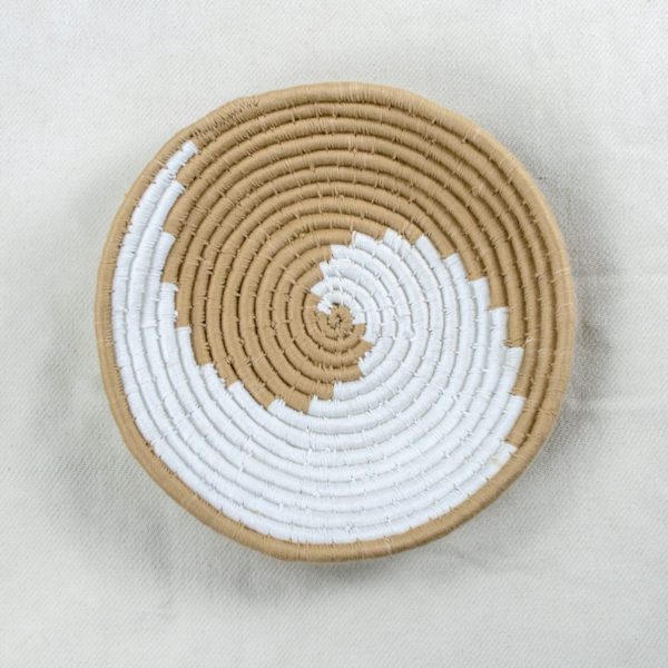 Sprial Beige and White SABAI Grass Wall Decor Basket